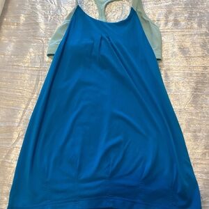 Lululemon two tone blue, size 10, tank w/ matching sports bra